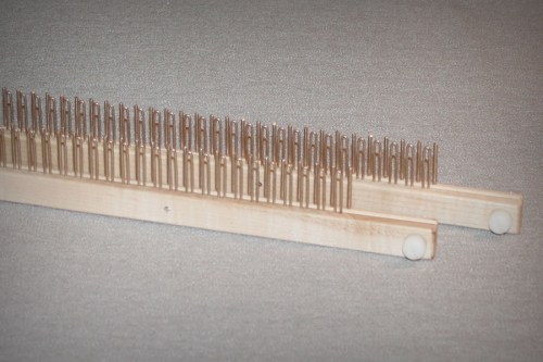 drawstring or gathered bind off on the slim regular gauge Kiss loom 